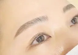 【最強の組み合わせ】ハリウッドブロウリフト×まつげパーマ・パリジェンヌラッシュリフト