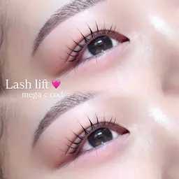 似合わせまつ毛パーマ＋高濃度ケラチンTR付き🫧(パリジェンヌも◎)