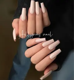 [ジェルオフ無料]チップ長さだしワンカラーorラメグラ💅