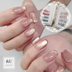 enoi🪞✨  \ ミルクマグネット × ギャリッターフレンチ /