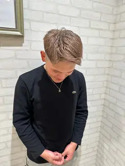 【学生限定】🐰ブリーチ✖️全体カラー✖️TOKIO1STEPtreatment🐰