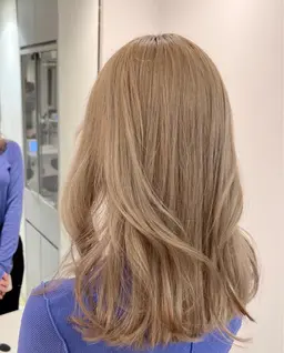 ☆透明感抜群☆ケアブリーチ使用ダブルカラー🌈➕カット➕艶トリートメント ブリーチ2回まで🙆‍♀️