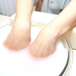 ハンドケア【ウォームクリーム】