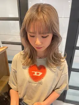 《💘人気No.2💘》カット+ワンブリーチ+カラー+美潤トリートメント