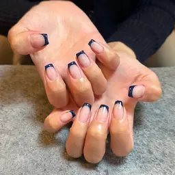 フレンチネイル🩵（オフあり）🖐️