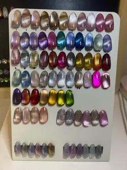 【シンプルネイル】マグネット・フラッシュ