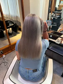 《🌷冬限定価格🌷》Wカラー(ブリーチリタッチ)🥣(⚠️ロング料金あり)⚠️5cm以上のリタッチ+¥500