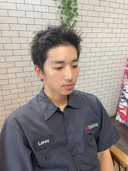 【人気NO.1★】 爽やかメンズカット+眉カット or 炭酸スパ