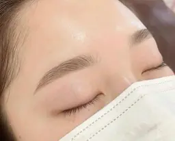 【全員】eyeblow wax脱毛＆ハリウッドブロウリフト🦢✨