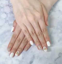 ハンド❤️シンプルオフィスネイル2本アート