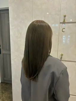 モデルカット＋ダブルカラー