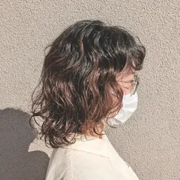 【くせ毛の方】くせ毛をいかしたカットのモデル