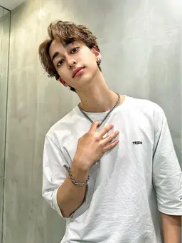 【👦🏻メンズ限定👦🏻】低ダメージ🤎透明感カラー+髪質改善スチームトリートメント✨《men's⭕》