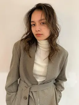 2/10 11:00募集❗️似合わせカット+酸性ストレート+うる艶トリートメント