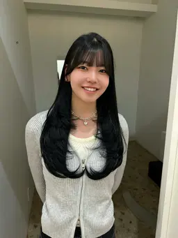 【ご新規様限定クーポン】 カット＋カラー 6,050円✨