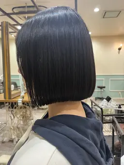 ⭐️ショート、ボブカット限定⭐️カット＋縮毛矯正＋5ステップトリートメント