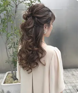 大人かわいいハーフアップアレンジ🎀