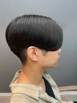 センターパート　メンズカット