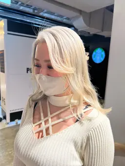 ブリーチリタッチ➕ウル艶カラー➕高保湿トリートメント🌴🌴