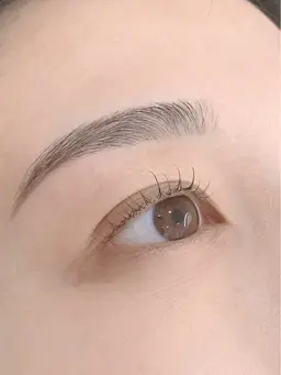 🌻平日限定🌻眉毛(アイブロウ)WAXスタイリング(デザイン/毛抜き/カット/メイク付き)⚠️要問い合わせ