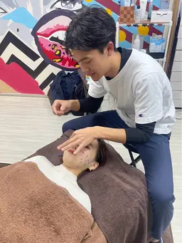 【大人気】エイジング美容鍼＋電気パルス＋フェイシャルエステ