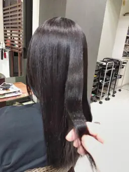 【カット+縮毛矯正】毎朝のアイロンを時短に⏰