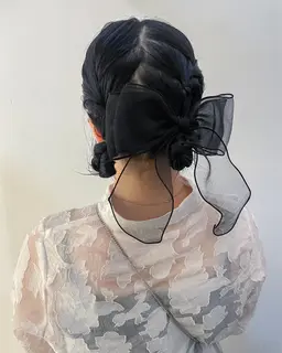 顔まわりカット＋ヘアセット