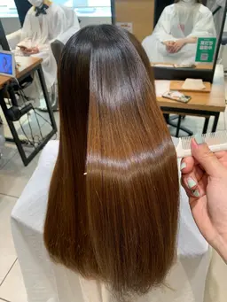 【2回目以降の方クーポン】🫧カット＋髪質改善縮毛矯正✨