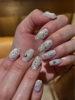 【オフあり、ニュアンス系】持ち込みデザインネイル