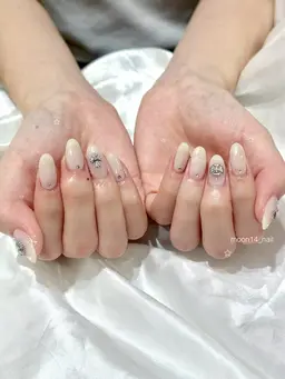 人気No.2️⃣迷ったらオススメ𖤐❕デザインネイル☁️パーツ･デザイン代別途 パラジェル使用