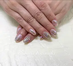 ご新規様　オフ無　ハンドネイル定額デザイン(2本アート/ 3本アート/ 4本アート)¥6,900​〜​