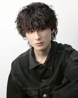 【ミニモSALE‼️】パーマにお悩みの方はこれ🔥メンズカット＋選べるパーマ🔥