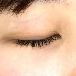 本日残り1名様オフなしフラットラッシュ100本マツエクモデルさん