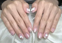 ラメグラデーション・パーツ２個付き(ジェルオフケア込み)