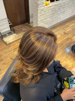 🔆ハイライト🔆+カラー【トリートメント無料✨️】【12/5.9.17.23は渋谷店‼️】