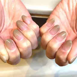 カラーグラデーション(パラジェル無料)オフ込※新規、30日以内の再来店オフ無料