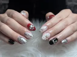 ハンドネイル自爪🎀🉐持ち込みデザインアート 10本パーツ、シールつけ放題（ジェルオフ無料）通常料金