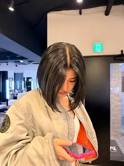 🦋デザインカット+透明感カラー+コーティングTR🩵