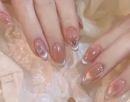 【チップ長さだし】チ—クマグネットフレンチ🌸➕人気パーツ2個or ストーンつけ放題(ベースカラー付き)