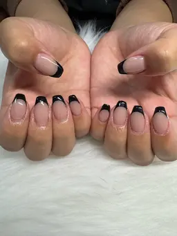 フレンチネイル