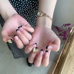 🌼フレンチネイル🌼ベースカラークリア【オフ込み】※オフなしの方はコメントください♡