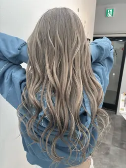 【1日1人限定】スペシャルクーポン✨ブリーチ込みカラー🩷ロング料金あり。