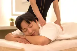 【半額キャンペーン】全身本格整体+首肩こり・腰痛+ヘッドスパ　60分　¥4500 →¥3990