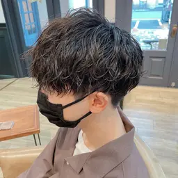 メンズカット＋パーマ（スパイラル/ツイスト/波巻き）