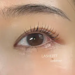 🌷‪𓈒 𓂂𓏸ラッシュリフトorパリジェンヌ《上下》【仕上げのコーティング付き】