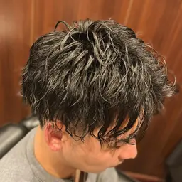 【口コミ投稿(無料)or希望商品購入🤍】カット＋パーマ