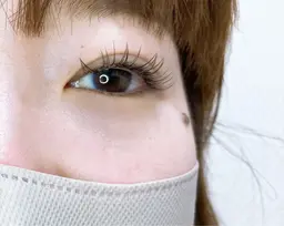 【ご新規様限定⭐️】オフ込☆ブラウンフラットラッシュ100本5200❣️LED+1000円❣️コーティング❣️