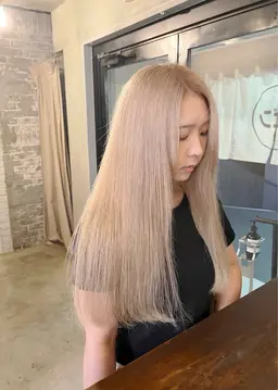 ✨艶が出るハイトーン✨トリプルカラー＆ダメージ補修トリートメント