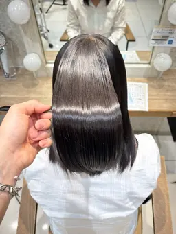 【いま話題の縮毛矯正🕵️ダメージレスに癖を伸ばす🌈】酸性ストレート