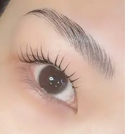 【レディース限定】《2月20日までの特別価格》🤎ハリウッドブロウリフト（眉毛ワックス込）＋似合わせまつげパーマ🤎